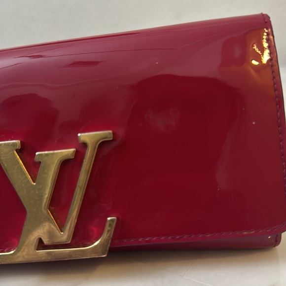 Authentic Louis Vuitton Portefeiulle Louise Patent Leather Long Bifold Wallet - Picture 16 of 16